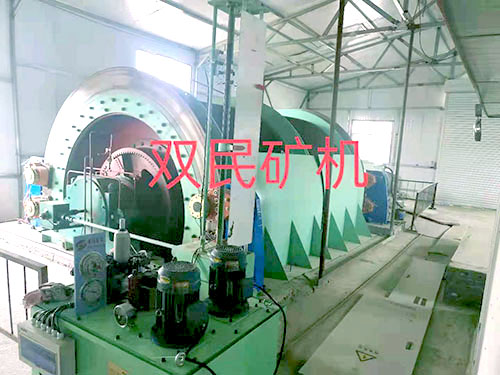 礦井提升機 礦井提升機